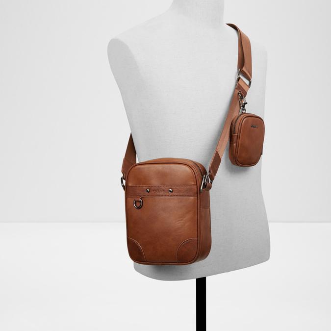 Cairnieloan Men's Brown Cross Body image number 3