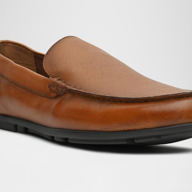 Bovis-In Men's Cognac Moccasins image number 4