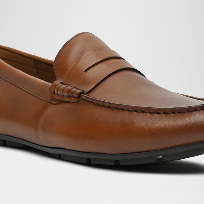 Discourse-In Men's Brown Moccasins image number 4