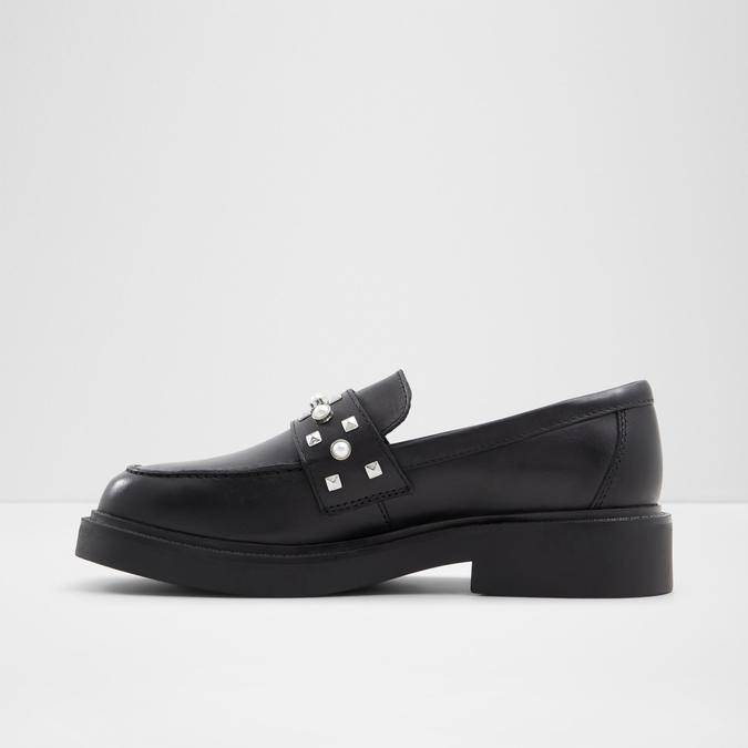 Verima Women's Black Loafers image number 3